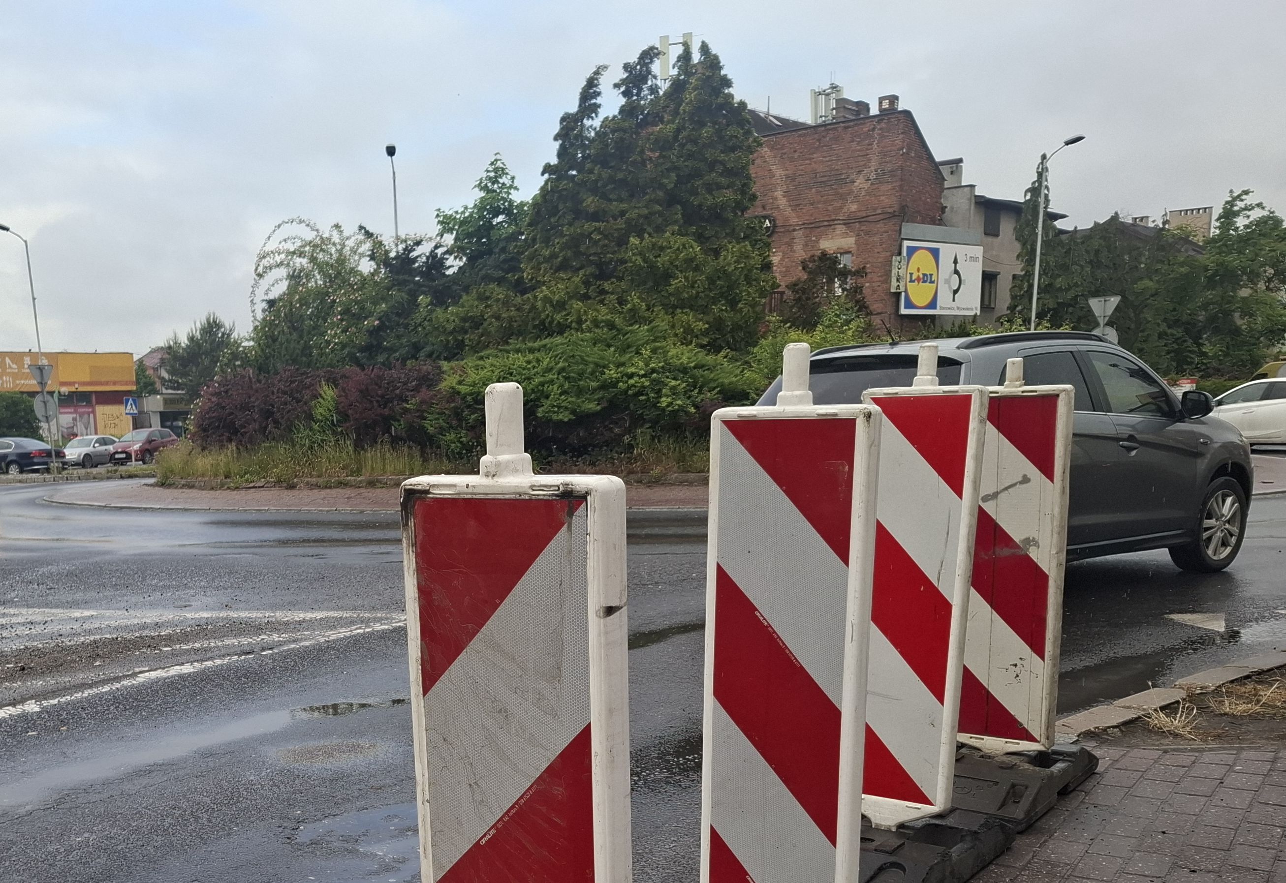 Remont wlotów ronda